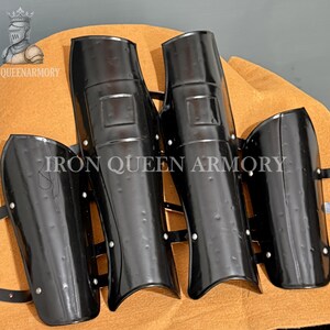 Black Steel Spartan Greaves: Medieval Leg Armor - LARP Cosplay