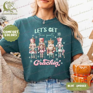 Comfort Colors Julklapp med nötknäpparen och knäckande festtröja BM0594