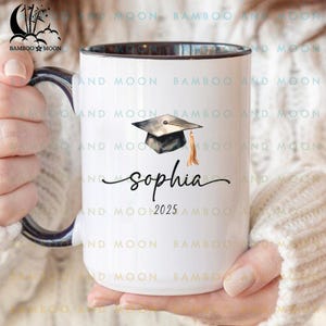 Personalized Graduate Mug, Class Of 2025 Mug, Personalized Graduation Gift TH1153