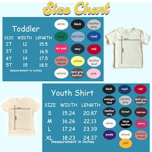Pu&ograve; includere: Tabella delle taglie per magliette per bambini piccoli e giovani. La tabella mostra le misure di larghezza e lunghezza in pollici per diverse taglie. La tabella elenca anche i diversi colori disponibili per le magliette.