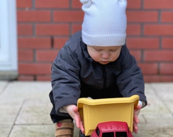 Knitted hat, knitted baby hat, handmade, merino wool, winter hat, kids' clothing, unisex, casual