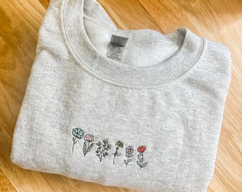 Flower Design on Gray Unisex Crewneck| Wild Flowers Sweatshirt | Flower Summer Embroidered Design| Flower Girl Sweater | Plant Sweatshirt