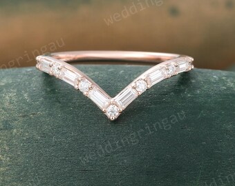 V shaped moissanite wedding band Vintage Rose gold Diamond curved wedding band Bridal stacking matching band Chevron Anniversary ring