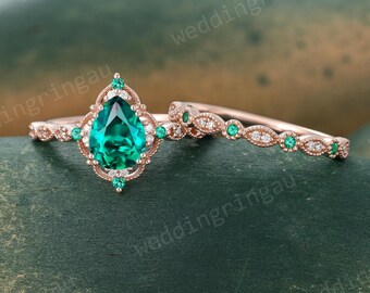Pear shaped Emerald engagement ring set Vintage Rose gold Halo Diamond Bridal set Half eternity Emerald wedding band Art deco Promise ring