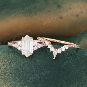 Vintage moissanite engagement ring set rose gold hexagon cut unique kite cut wedding band half eternity diamond women bridal set anniversary