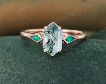 Hexagon cut Moss agate engagement ring Unique Rose gold ring Kite cut Emerald ring Three stone ring Vintage Birthstone ring anniversary ring