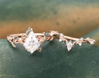 Unique Kite Cut Moissanite Engagement Ring Set Vintage Rose Gold Moon Moissanite Curved Wedding Ring Set Bridal Promise Anniversary Ring