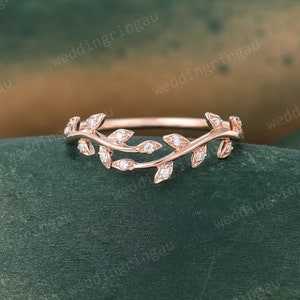 Elvish Curved Wedding Band Unique Rose gold Moissanite Wedding Band Vintage Round cut ring Art deco Bridal Leaf Stacking ring Promise ring