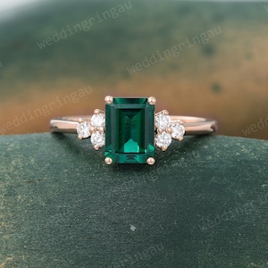 Emerald engagement ring Vintage Rose gold ring Round cut Moissanite cluster ring Women May Birthstone ring Bridal Promise Anniversary gift