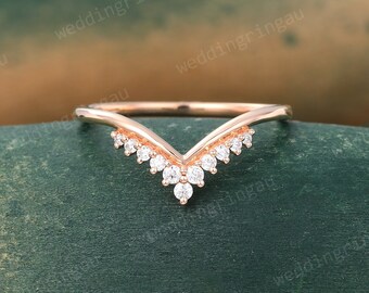 Moissanite Chevron wedding band Unique Rose gold Curved wedding band Diamond V shaped ring Bridal wedding ring Matching Stacking ring