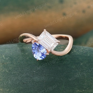 2.0 CT Toi Et Moi ring cornflower blue sapphire ring Moissanite ring Rose gold engagement ring Two stone engagement ring promise ring