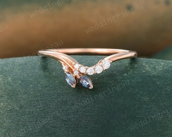 Unique Leaf Alexandrite Curved wedding band Vintage Rose gold ring Round cut Moissanite ring Bridal wedding ring Matching Stacking ring