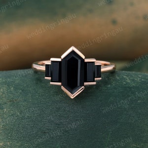 Hexagon cut Black onyx ring Unique Rose gold engagement ring Black gemstone ring Bezel set ring Vintage Bridal wedding anniversary ring