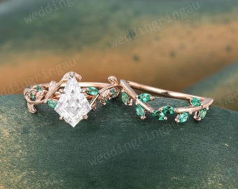 Kite cut Moissanite engagement ring set Vintage Twig engagement ring Leaf Marquise cut Emerald ring May Birthstone wedding ring Promise ring