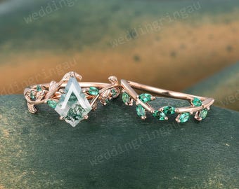 Kite Cut Moss Agate Engagement Ring Set Vintage Twig engagement ring Leaf Marquise cut Emerald ring set Agate wedding ring Promise ring set