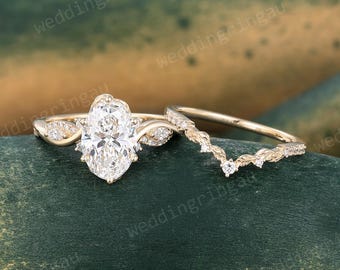 2CT Oval Cut Lab Grown Diamond Engagement Ring Set Unique Yellow Gold Twisted Vine Ring Nature Inspired Leaf Pave Diamond Bridal Ring Set