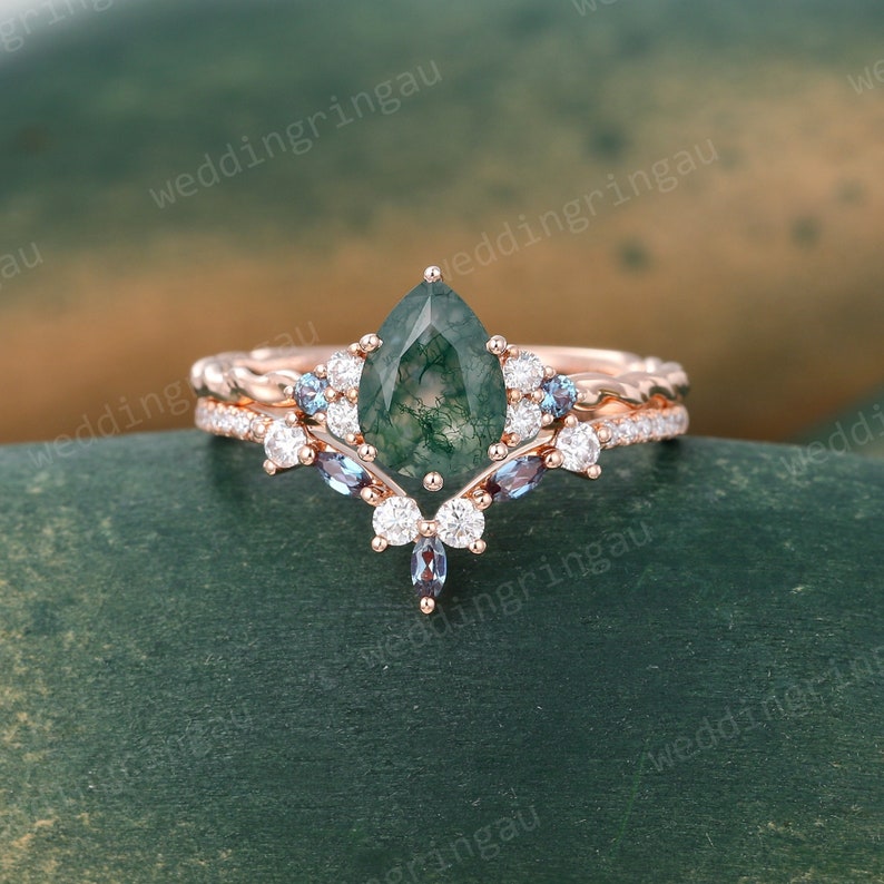 Pear shaped moss agate engagement ring set Vintage Rose gold Bridal ring set Marquise cut alexandrite Curved wedding ring promise ring set image 1