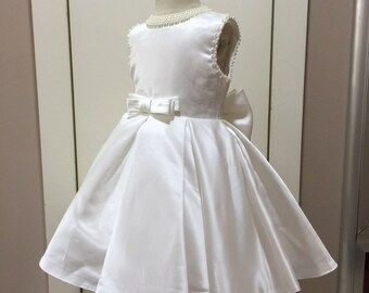 Bridesmaid Dress Flower Girl Dress Baby Girl New White Pearl Round Neck Pearl Cuff Dress Double Layer Butterfly Puff Dress Wedding