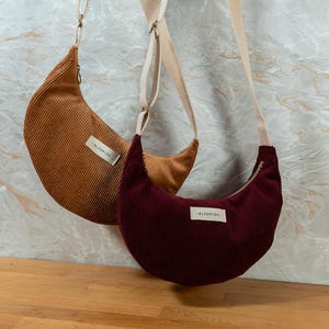 Sac banane demi-lune - 8 couleurs diffèrentes disponibles - Velours côtelé - Doublure à fleurs - Chouchous assortis - Fait main