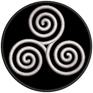 TRISKEL Iron-on Embroidered Patch (Artwork 1) (Triskelion Embroidered Patch)