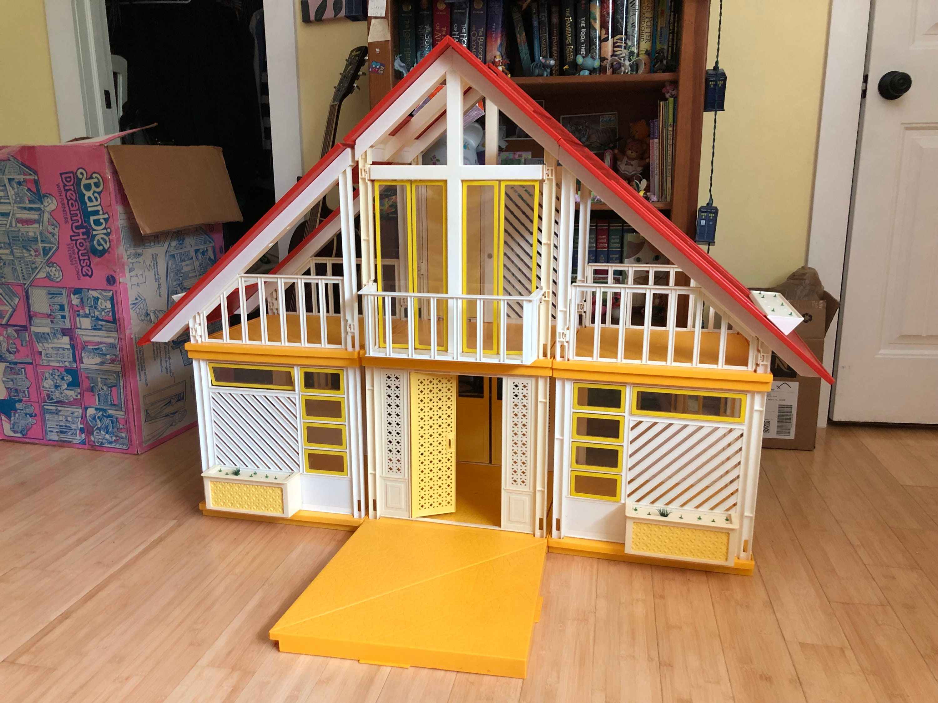 1978 Barbie Dream House furnished - Etsy
