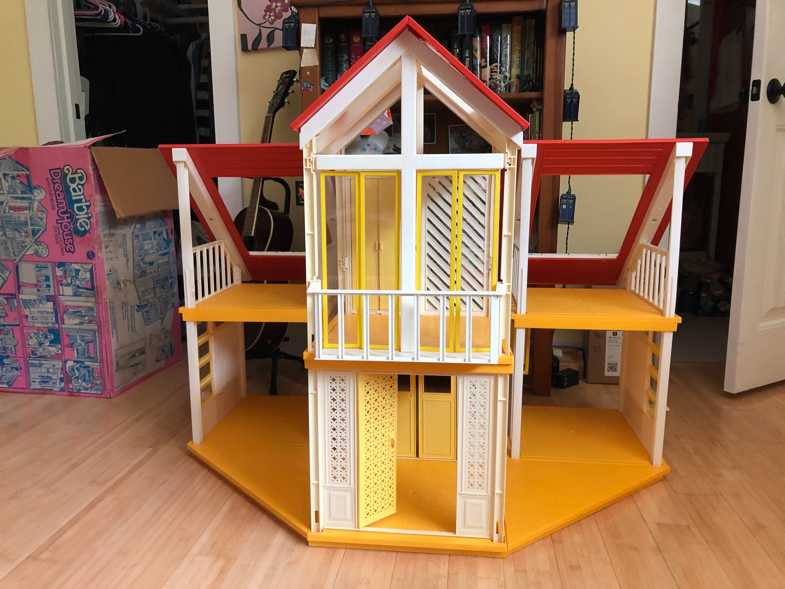 1978 Barbie Dream House furnished - Etsy