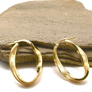 14K Yellow Gold Earrings - Hoop Earrings - Oval Gold Earrings - Gold Gift for Women - Handmade Earrings - Italian Gold Design