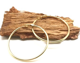 Pendientes de aro de oro amarillo de 14 quilates: diseño italiano hecho a mano.