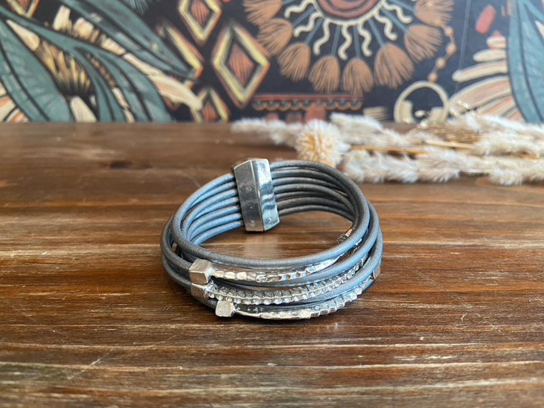 Vintage 7 Stranded Silver Cord and Hammer Beaded Leather Tube