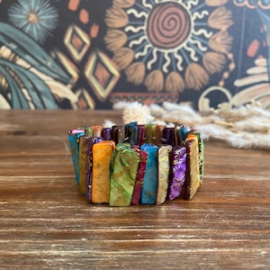 Vintage Multi-Colored Jewel Toned Mother of Pearl and Abalone Stretch Bracelet, Boho Beachy Bangle, Chunky Bracelet, Gold Painted Marbling