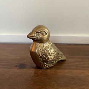 Vintage Solid Brass Bird Figurine, Heavy Small Bird Paperweight, Bird Statue, Brass Animal Figurine, Gold Boho Bird Decoration