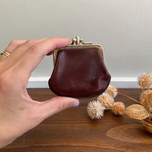 Petit porte-monnaie à deux compartiments en cuir véritable marron foncé vintage, petite organisation de porte-monnaie