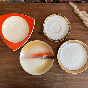 Mismatchad Vintage CHOICE Individuellt Benporslin Blommigt Tefat, Små Desserttallrikar, Hantverk, Tavelvägg, Möhippa
