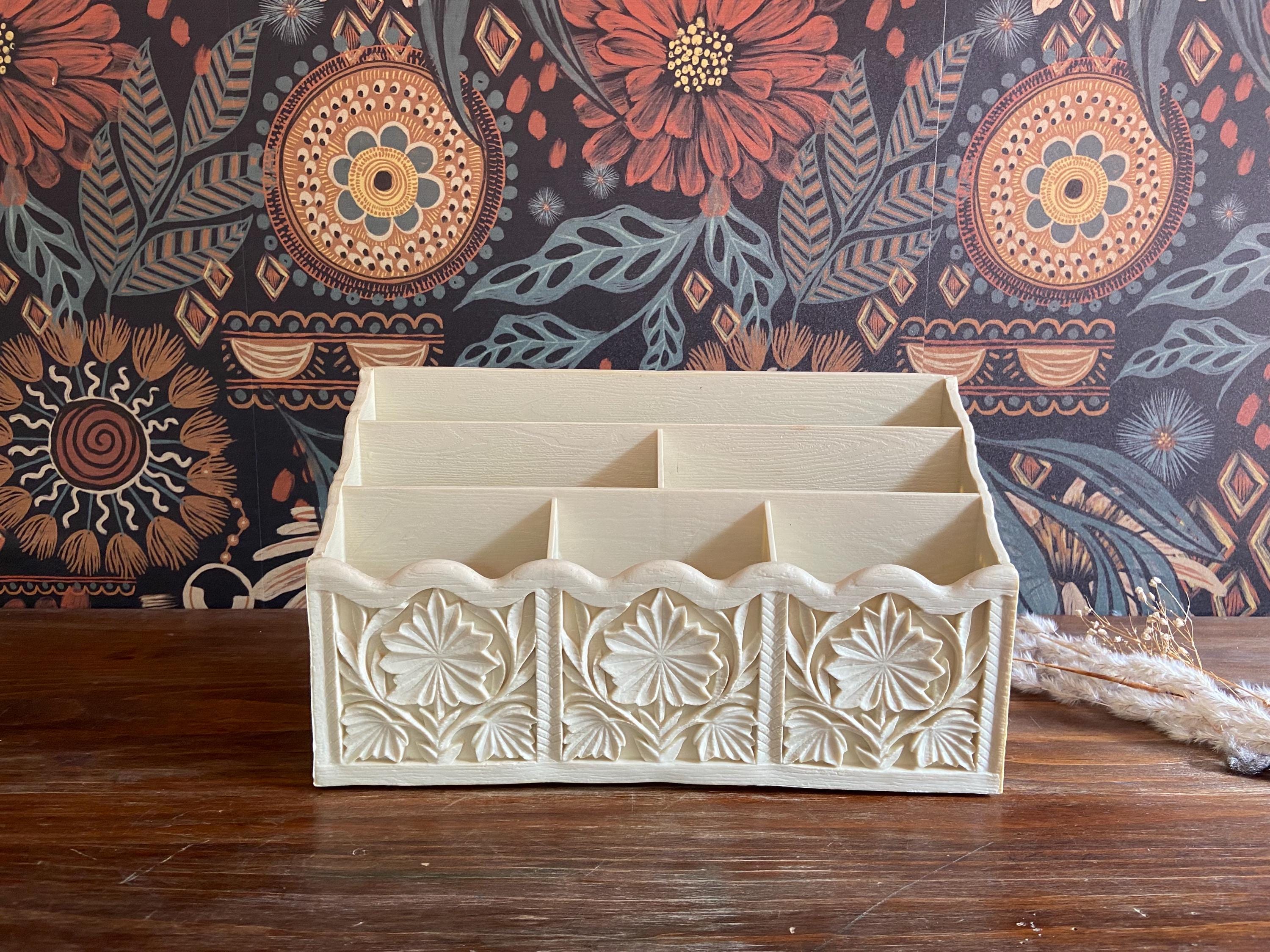 Vintage Lerner Beige Creamy White Painted Plastic Letter Holder