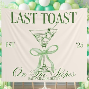 Custom Last Toast on the Slopes Bachelorette Tapestry, Personalized Mountain Bachelorette Coquette Wall Hanging Mountains and Martinis Party