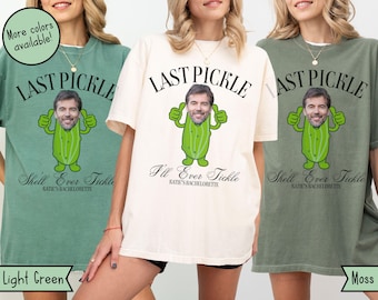 Camisetas personalizadas de despedida de soltera con el tema "El último pepinillo que hará cosquillas", colores cómodos, camiseta de despedida de soltera con temática de pepinillos, regalo a juego para dama de honor.