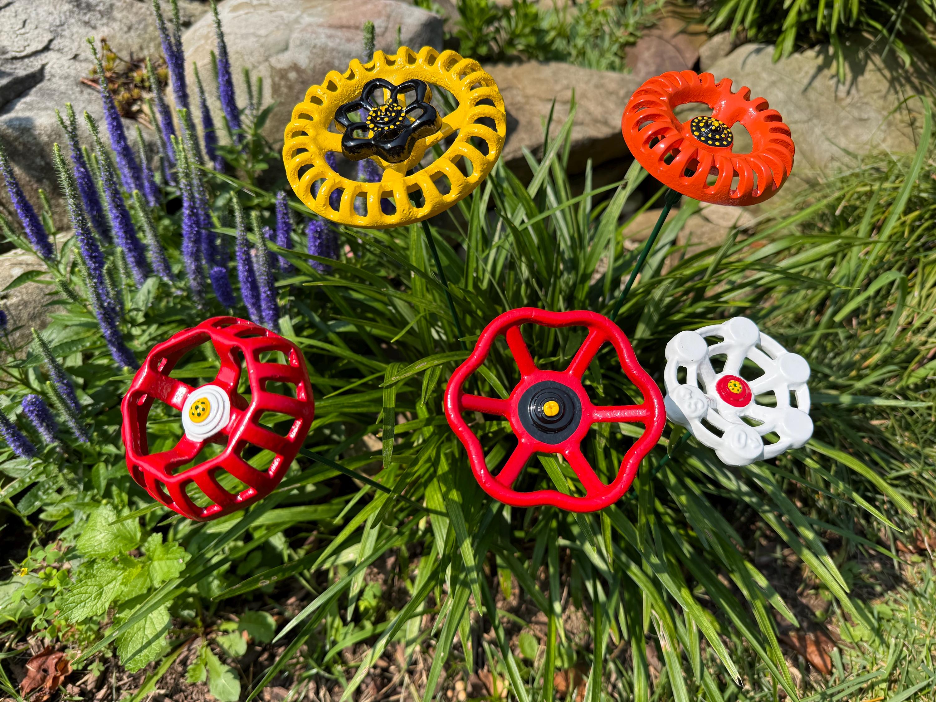 Set of 5 Medium Metal Flowers Assorted(poppy, Daisy, Etc), 20