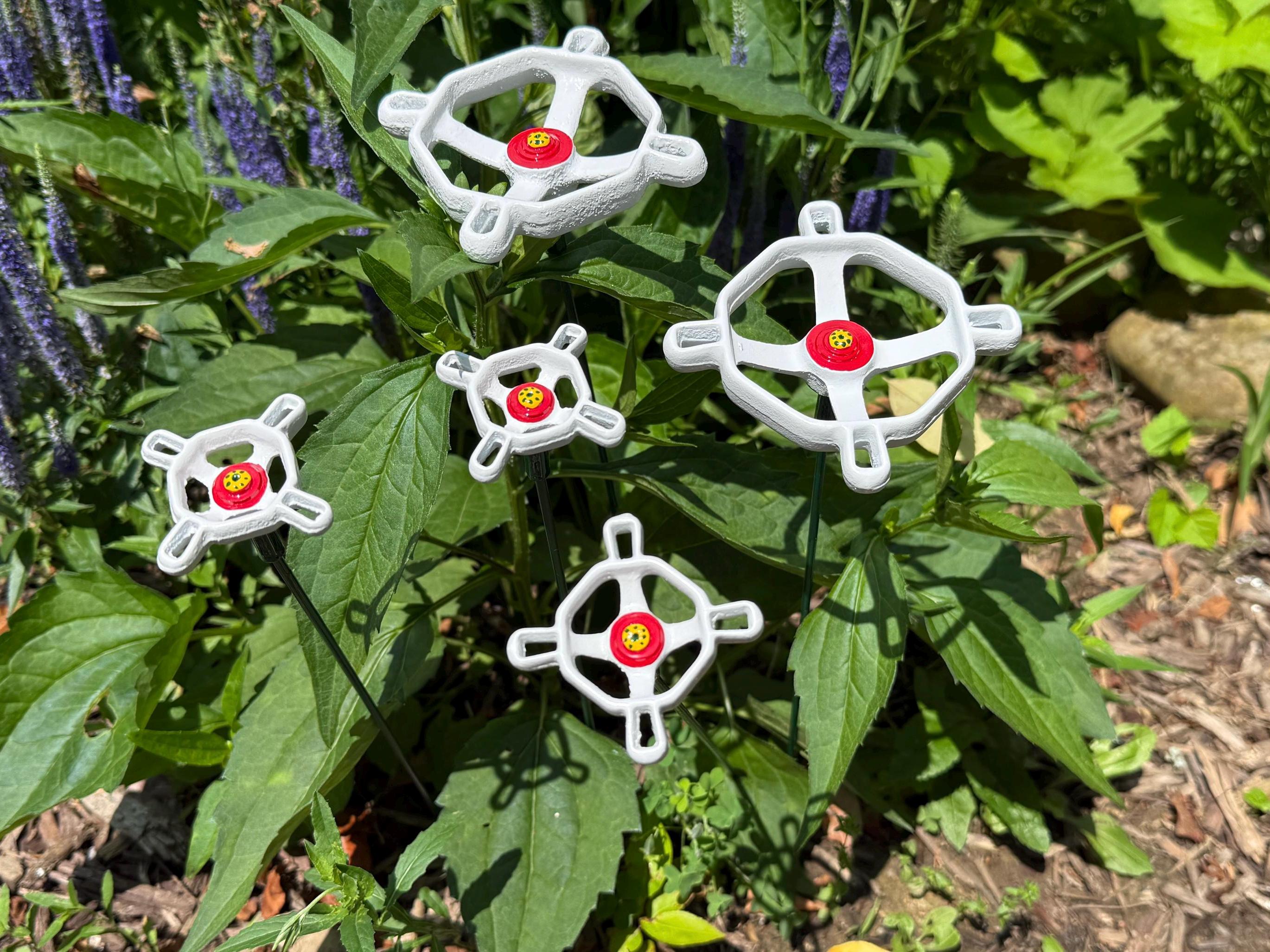 Set of 5 Unique Shaped White/red Metal Flowers, 20
