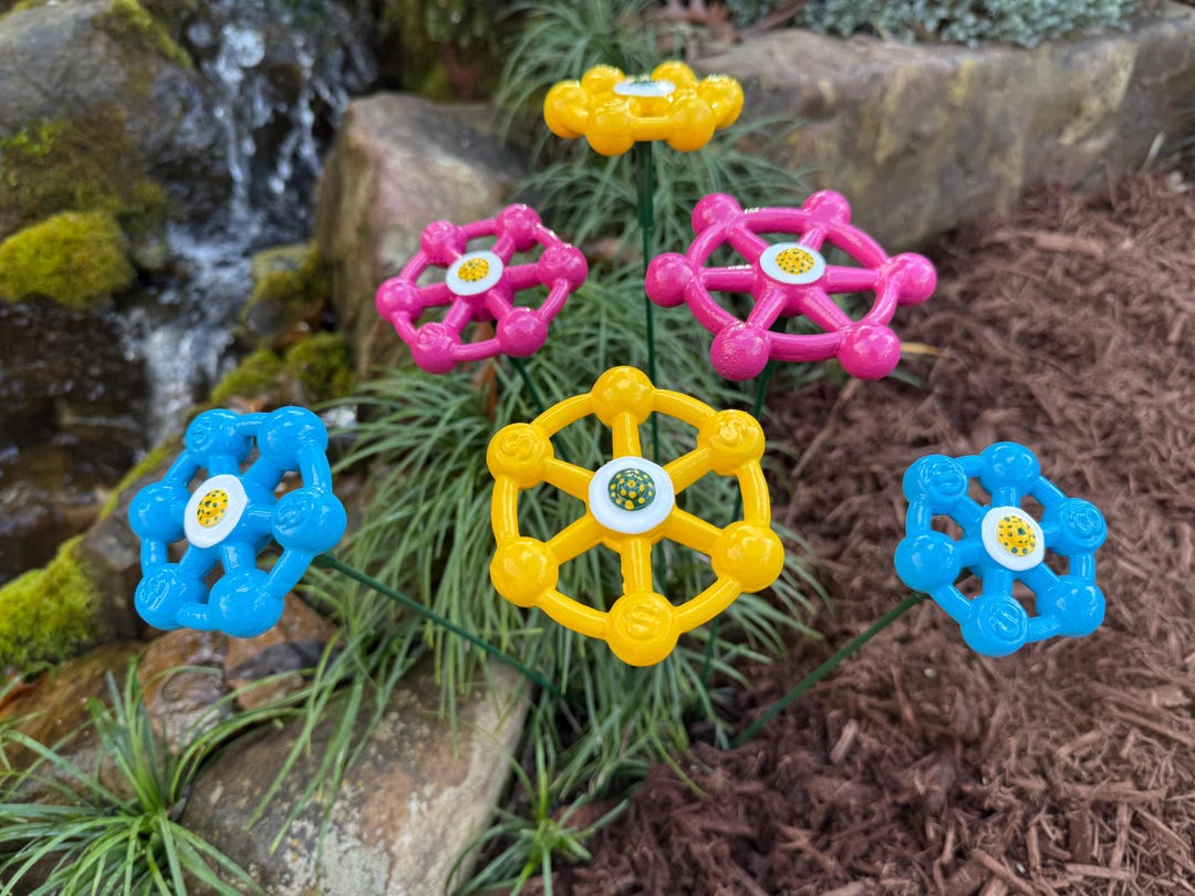 Set of 6 Unique Metal Flowers 20