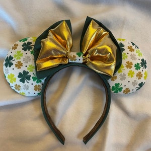 St. Patrick’s Day Mouse ears | Clover Disney ears | Green and gold Disney ears | St. Patricks day Minnie Mouse ears | Lucky Charm mouse ears