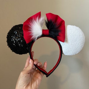 Cruella De Vil Mouse Ears | 101 Dalmatians Disney Ears | Black & White Ears | Cruella Villainous Minnie Mouse Ears | Cruella Fur Minnie Ears