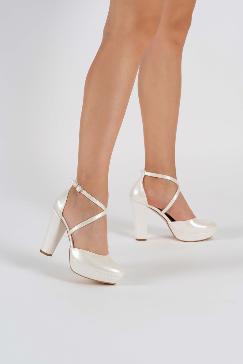 White Shoes/wedding Shoes/ Comfortable Heels/ Chunky Heels/ Special ...