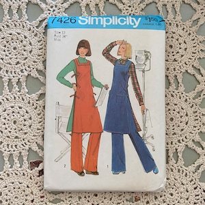 Simplicity Pattern #7426 (1976)