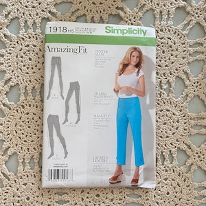 Simplicity Pattern 1918 (2012) Amazing Fit Collection Misses/Misses Petite Pants in Two Lengths UNCUT