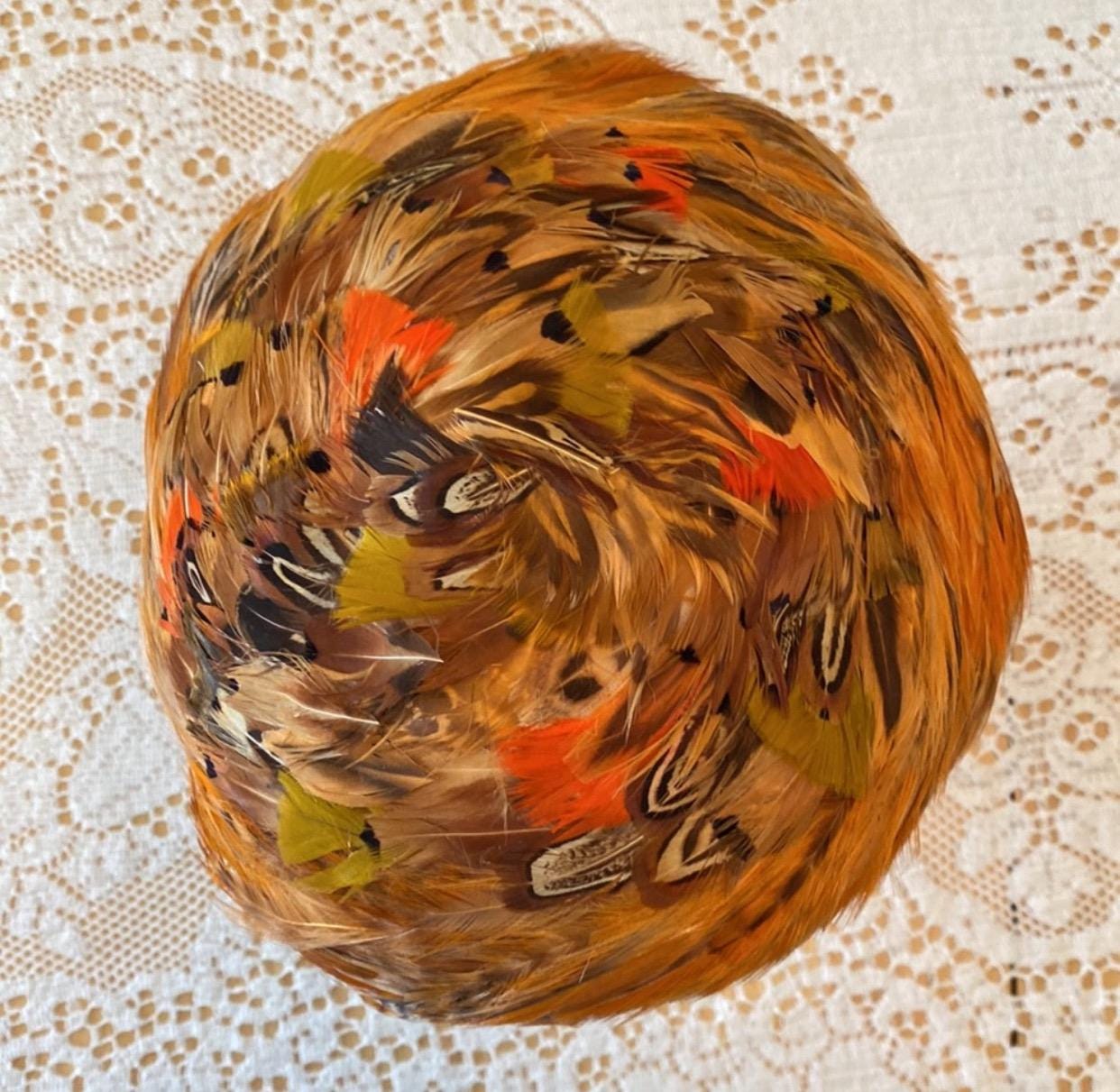 Vintage 1960’s Layered Autumn Delight Feather Cocktail Statement Hat Vintage 1950s–60s Feathered Cocktail Hat — Autumn Tones  main image 4