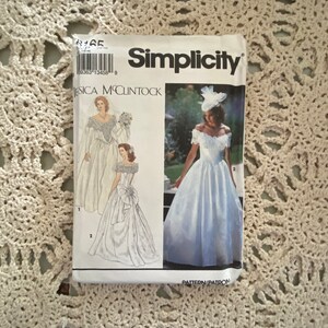 Wzór Simplicity #8165 (1992) Jessica McClintock Misses'/Misses' Petite Bride's Dress NIEPRZECIĘTA