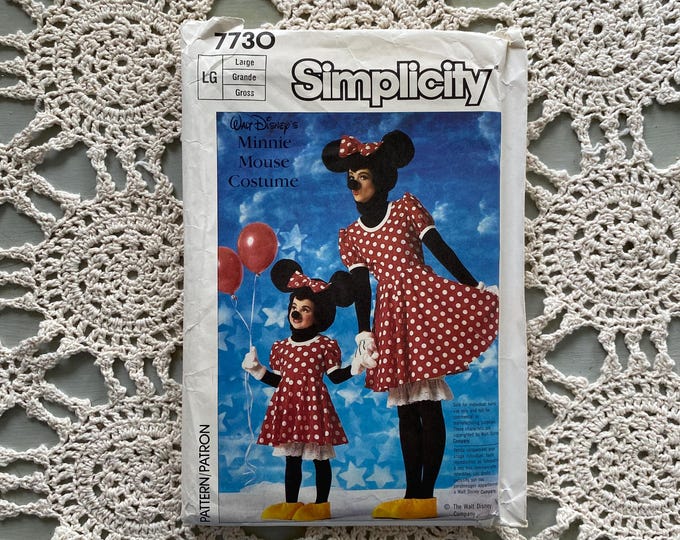 Simplicity Pattern #7730 (1980) Official Costume From the Walt Disney ...