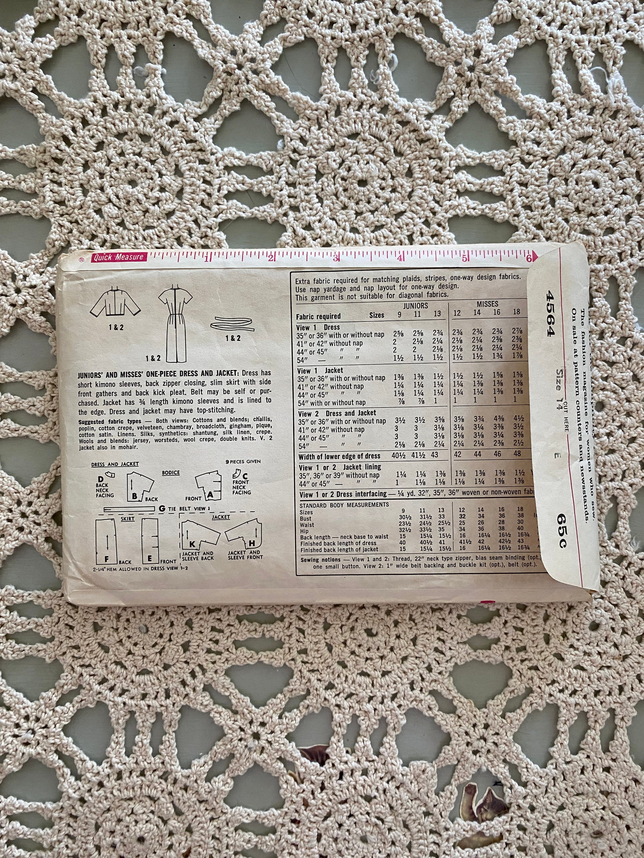 ONE PATTERN　P-MODEL Simplicity Pattern #4564 (1960) Juniors' and Misses' One