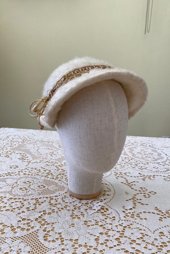 Faux Fur & Gold Glamorous Cap