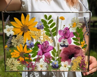 Large Pressed Flower Glass Frame: Botanical Wall Art Decor